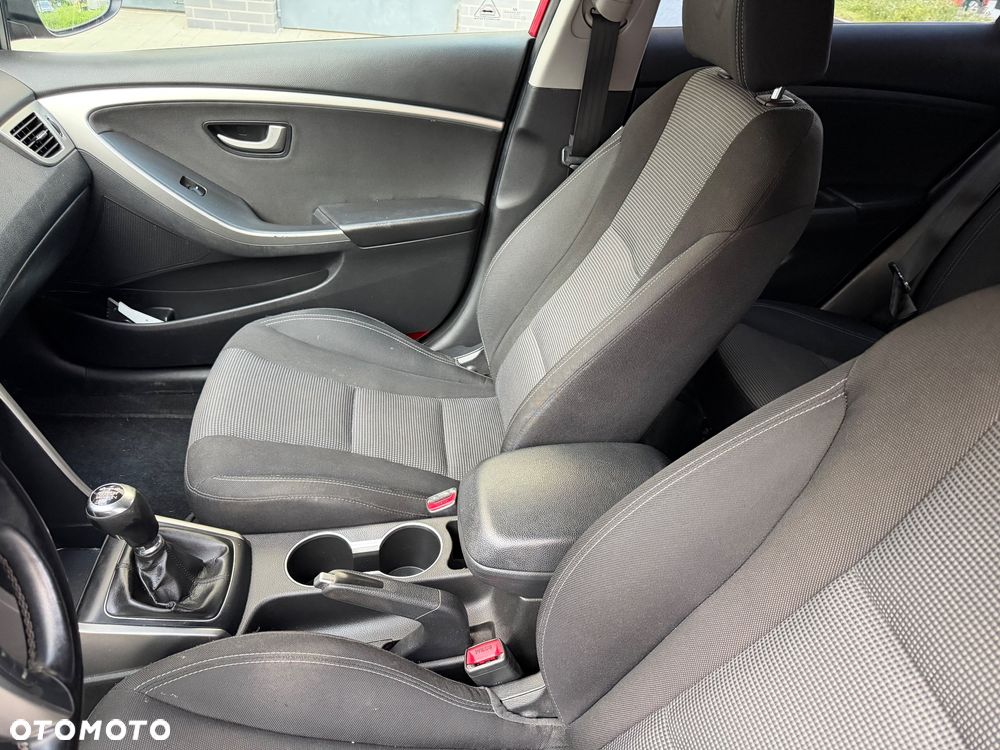 Hyundai i30 1.4 CRDi Advantage - 12