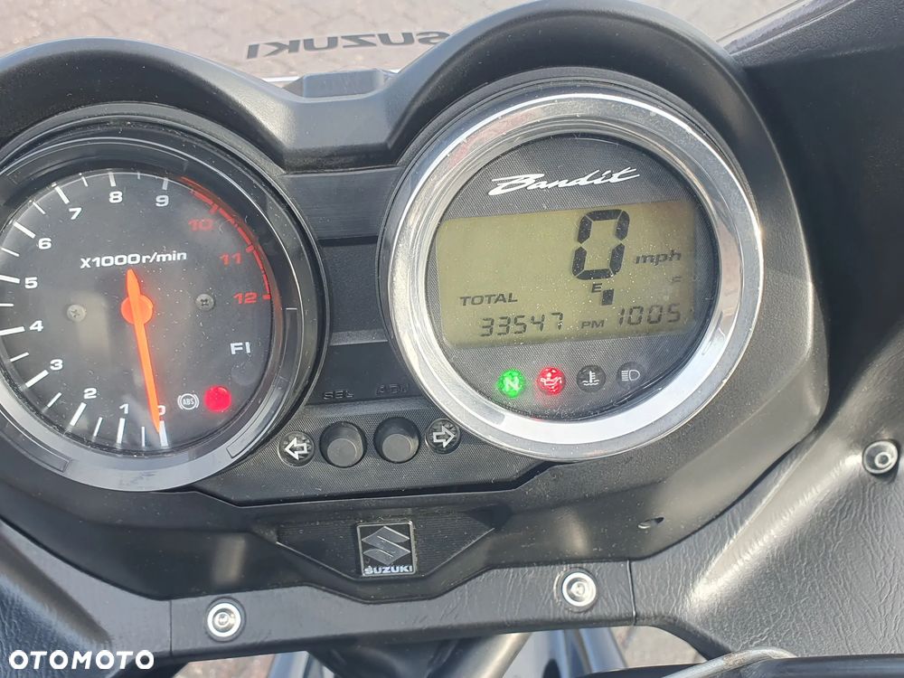 Suzuki Bandit - 38