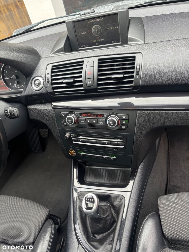 BMW Seria 1 - 25