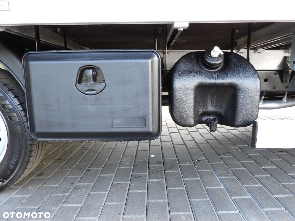 Iveco DAILY 35S18 PLANDEKA 10 PALET WEBASTO TEMPOMAT NAWIGACJA LEDY AUTOMAT HI-MATIC KLIMATYZACJA  180KM - 19