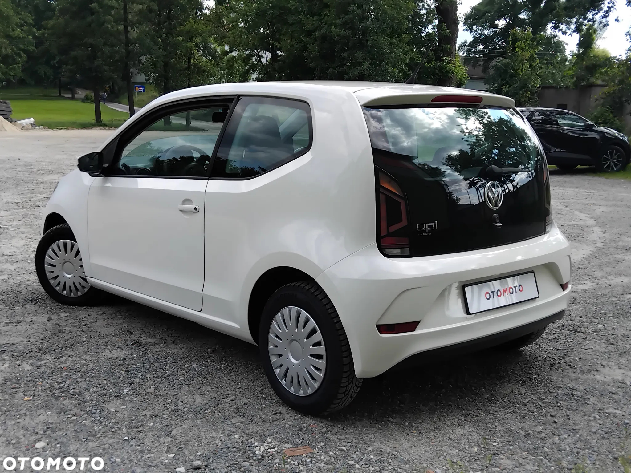 Volkswagen up! - 5