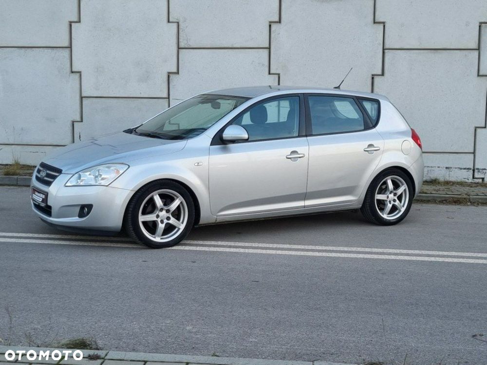 Kia Ceed 2.0 Optimum + - 7