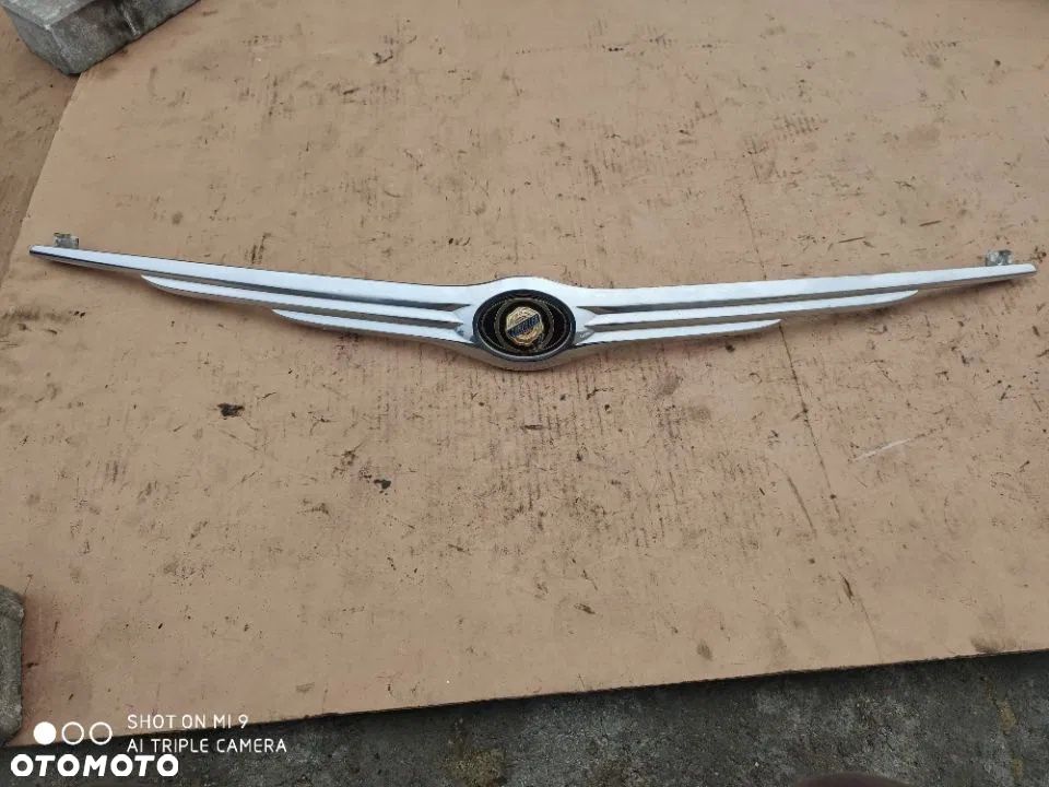 emblemat logo maski chrysler sebring iii - 1