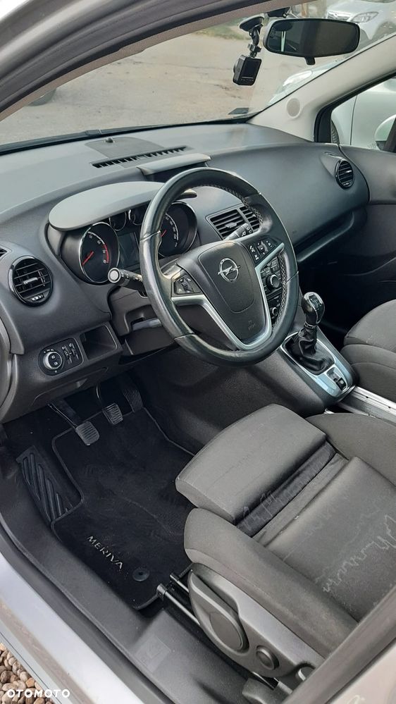 Opel Meriva 1.4 T Cosmo - 14