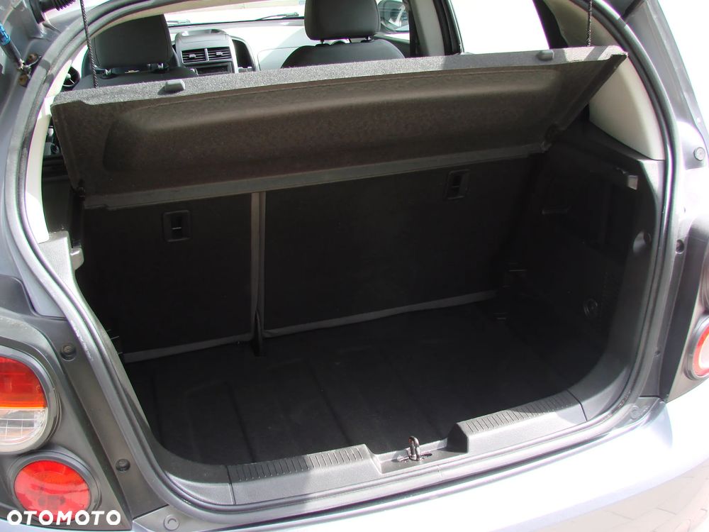 Chevrolet Aveo - 17