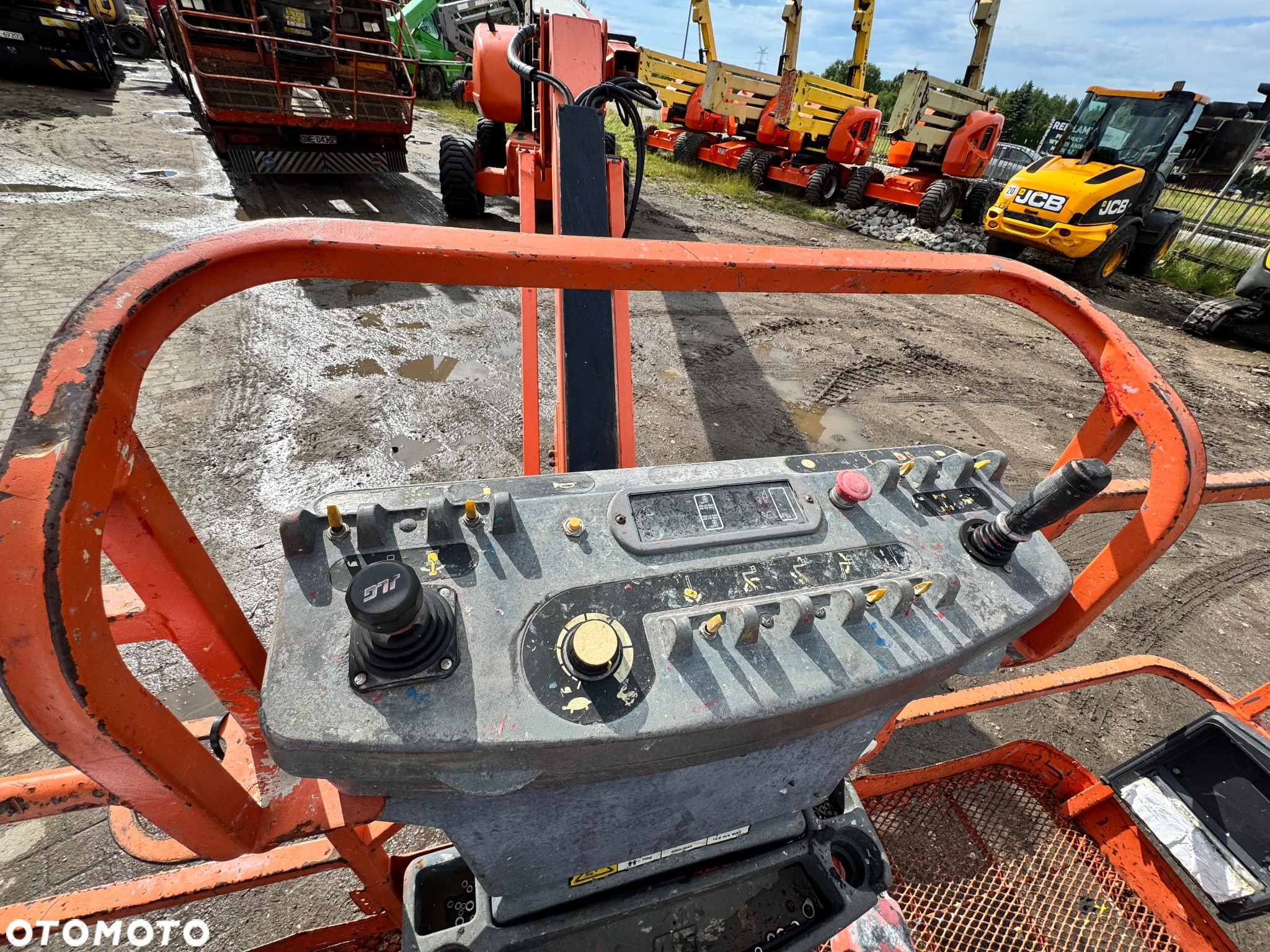 JLG 860 - 8