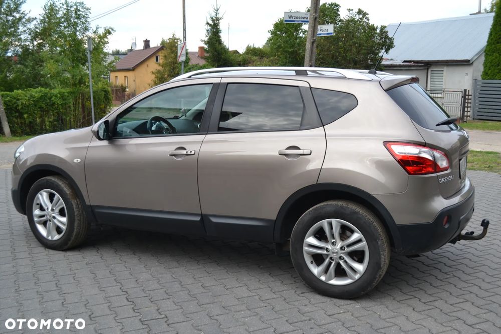 Nissan Qashqai 2.0 dCi Tekna EU5 - 15
