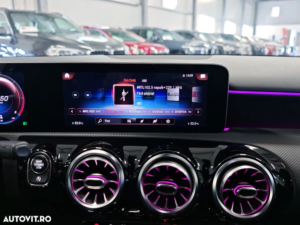 Mercedes-Benz A 180 d 7G-DCT AMG Line - 21