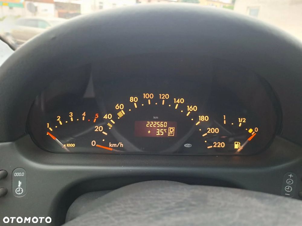 Mercedes-Benz Vaneo - 15