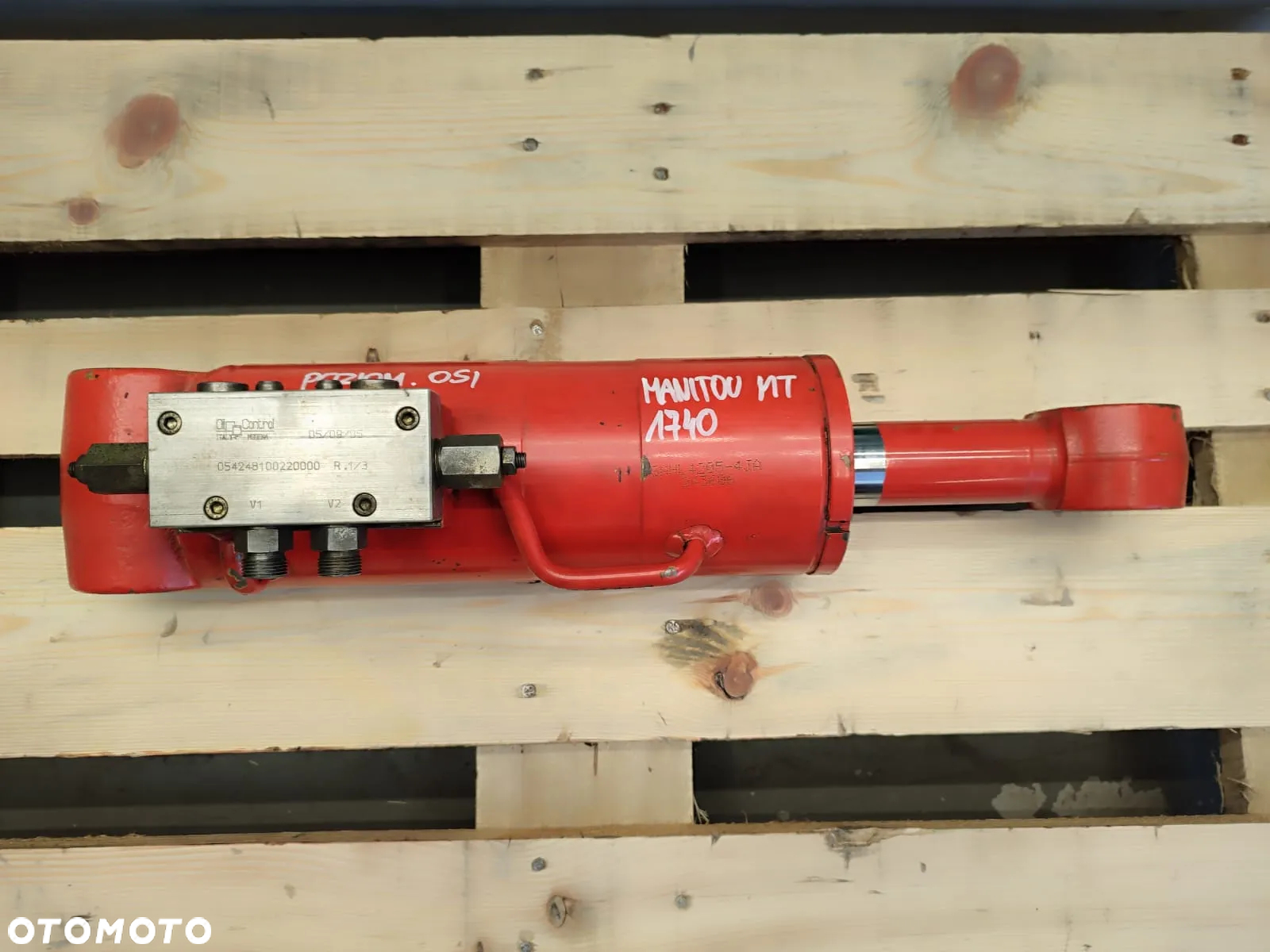 Zawór 05424B100220000 siłownika poziomowania osi MANITOU MT1440 - 7