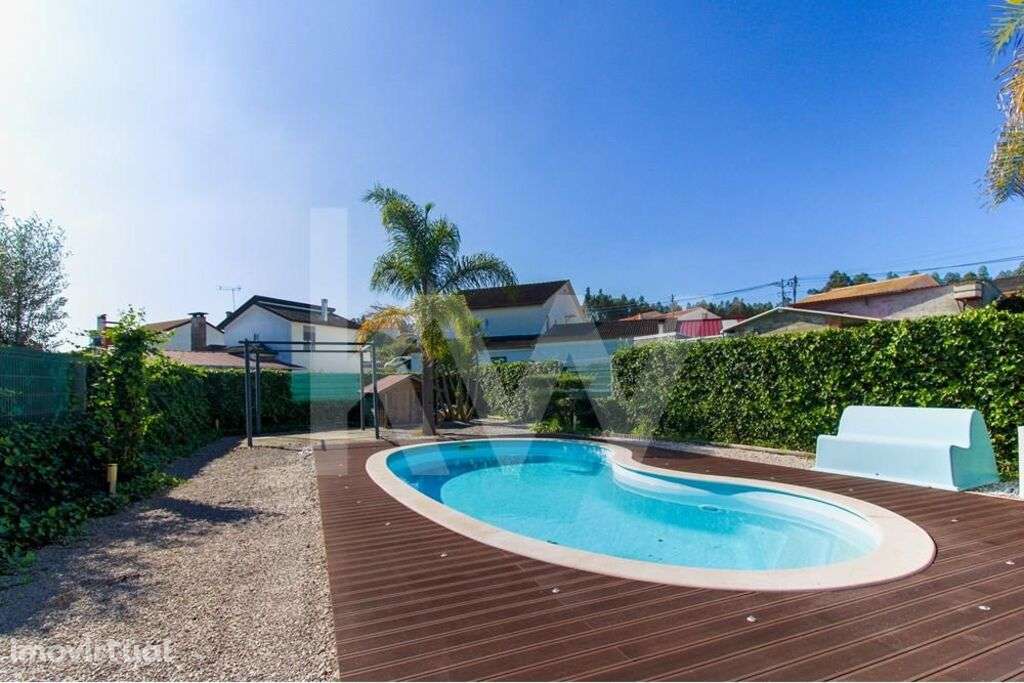 Moradia T3 com garagem e piscina no Louriçal | 614m2 | Habitação Própr - Grande imagem: 2/36