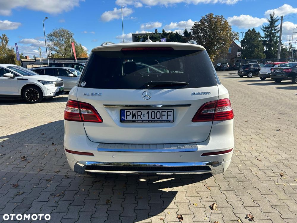 Mercedes-Benz ML - 8