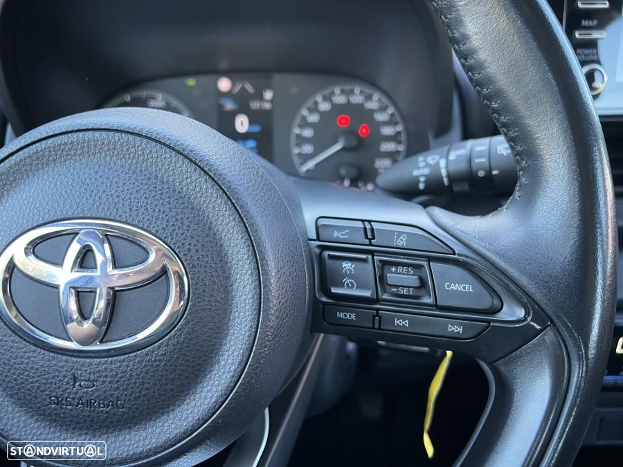 Toyota Yaris 1.5 HDF Comfort Plus - 30