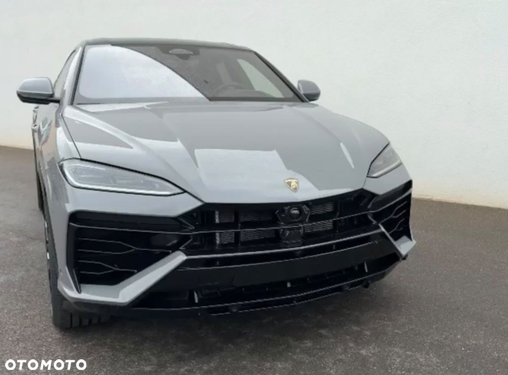Lamborghini Urus - 7