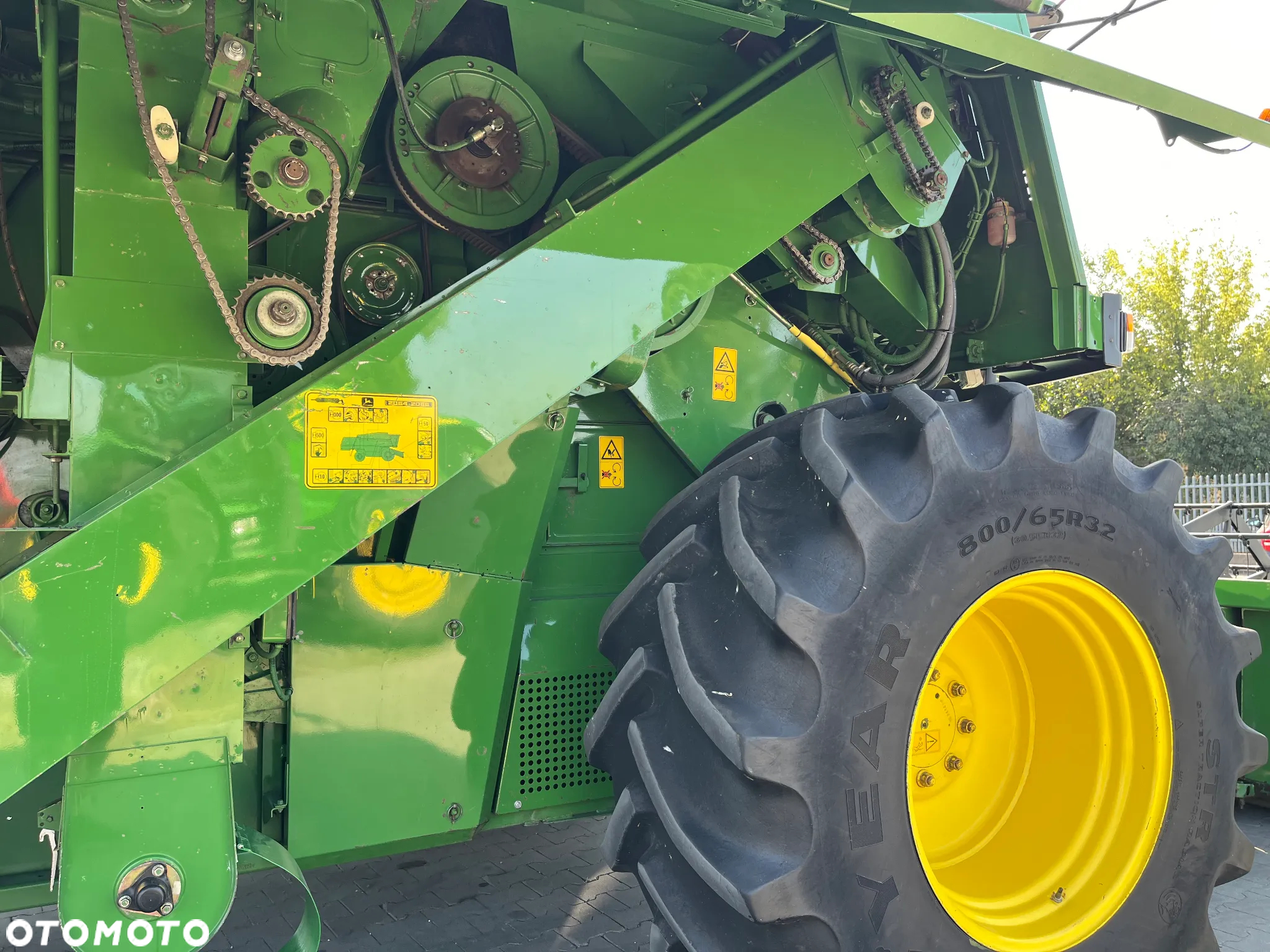 John Deere 2056 - 12