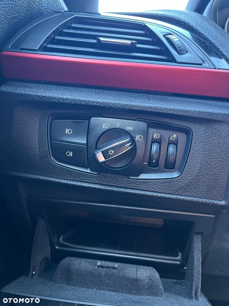 BMW Seria 1 118d - 26