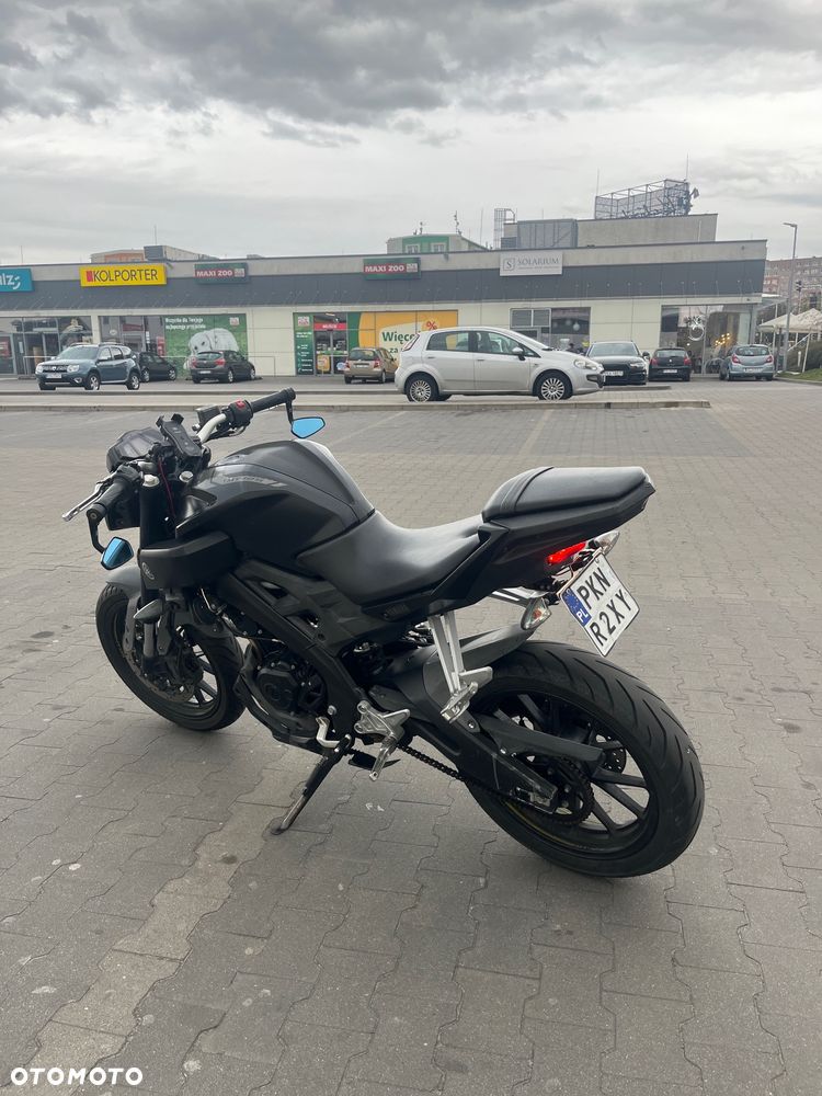 Yamaha MT - 2