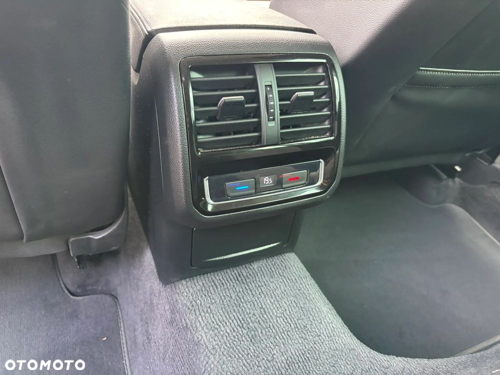 Volkswagen Passat 2.0 TDI BMT SCR Highline DSG7 - 12