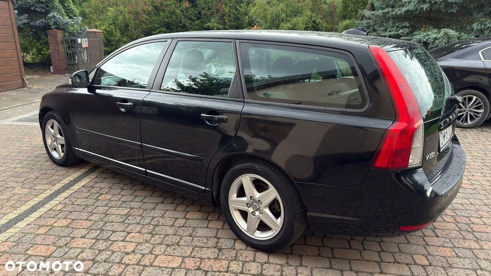 Volvo V50 D2 - 4