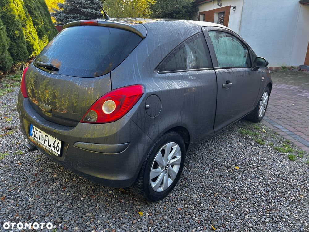 Opel Corsa 1.4 16V Active - 7