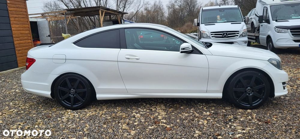 Mercedes-Benz Klasa C 180 (BlueEFFICIENCY) - 5