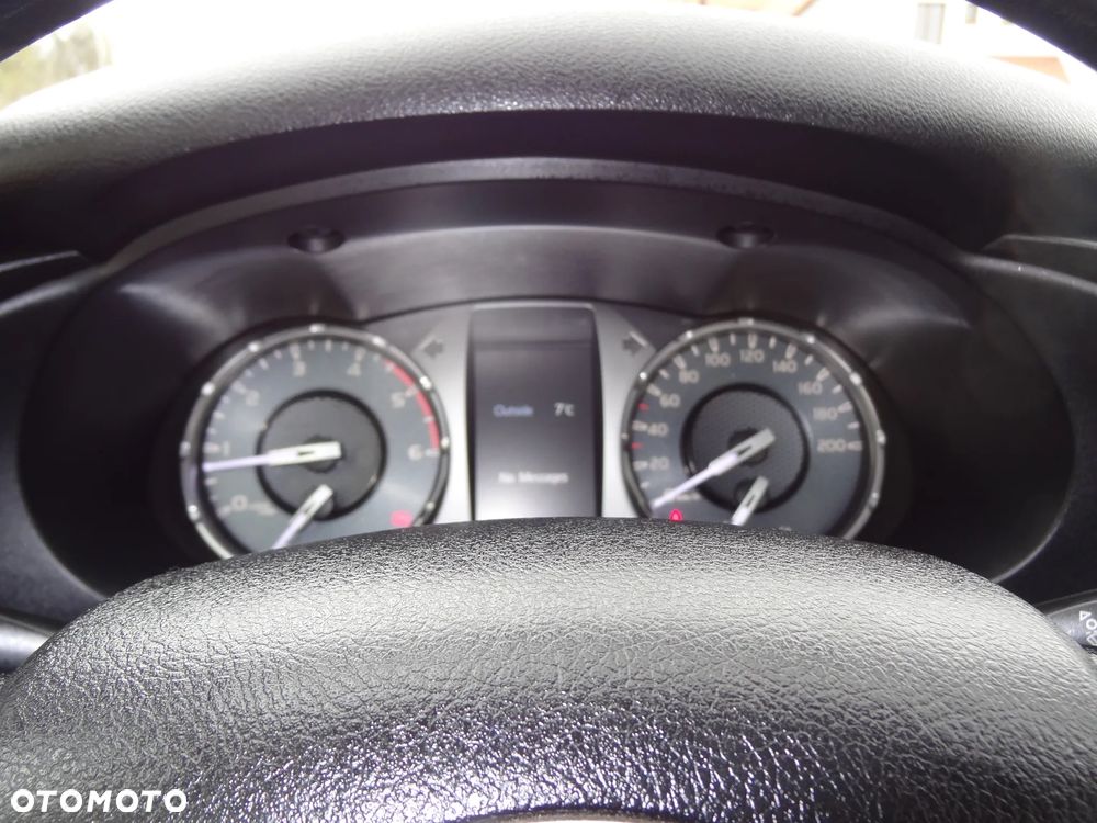 Toyota Hilux 2.4 D-4D Single Cab DLX 4x4 - 19