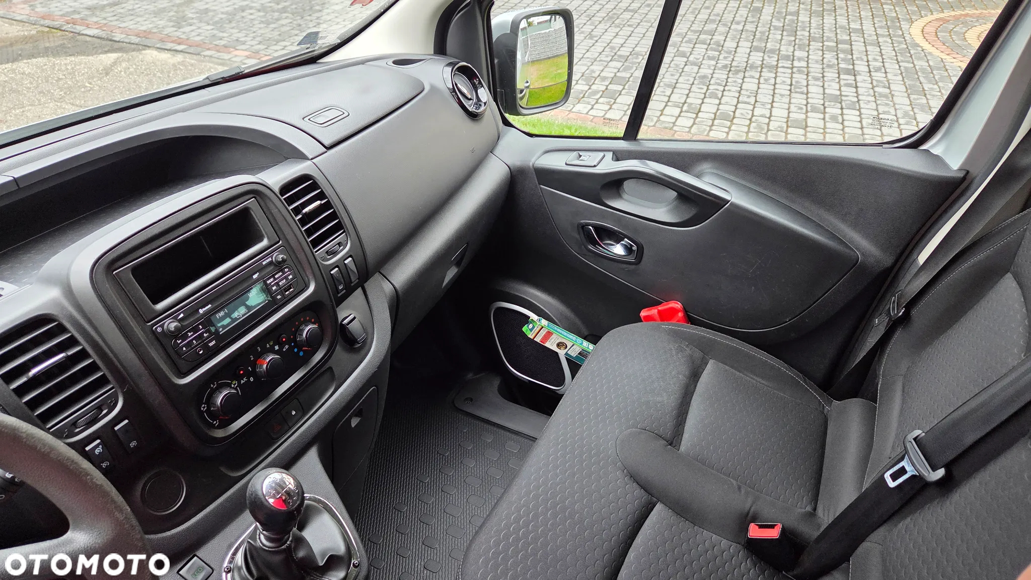 Opel Vivaro - 9