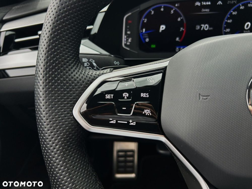 Volkswagen Arteon 2.0 TSI R-Line DSG - 19