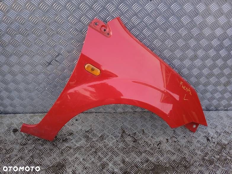 BŁOTNIK PRAWY FORD FIESTA MK6 - 1