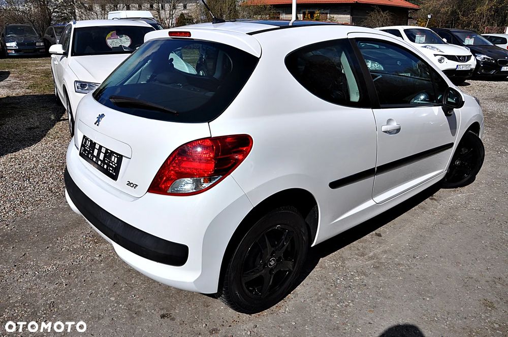 Peugeot 207 95 VTi Urban Move - 11