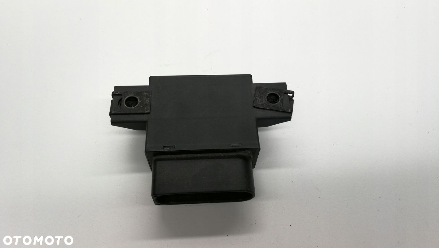 STEROWNIK POMPY PALIWA AUDI A4 B8 A5 Q5 8K0906093D - 2