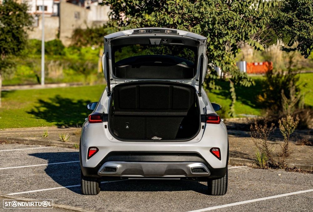 Kia XCeed 1.6 GDI DCT6 OPF Plug-in-Hybrid PLATINUM - 11