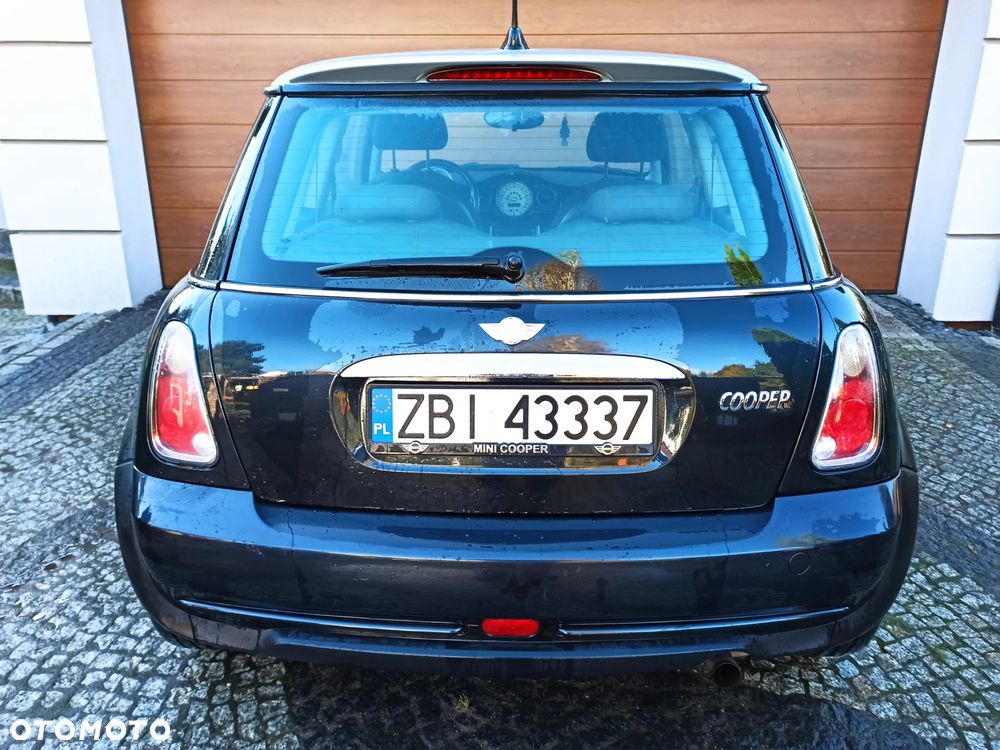 MINI Cooper Seven - 4