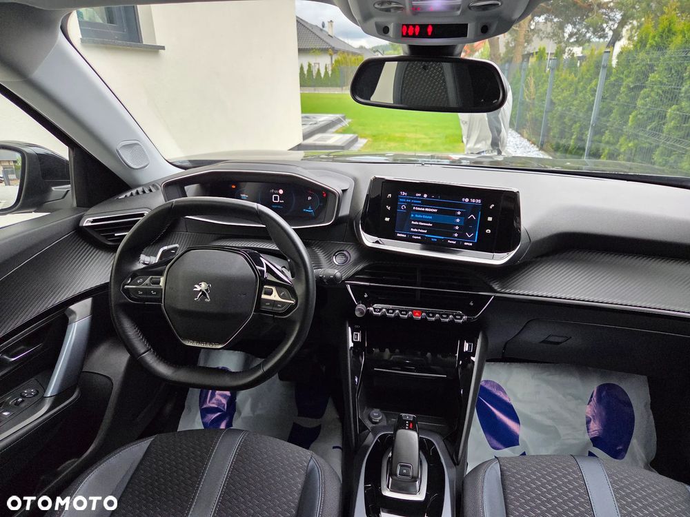 Peugeot 2008 1.5 BlueHDi GT Pack S&S EAT8 - 27