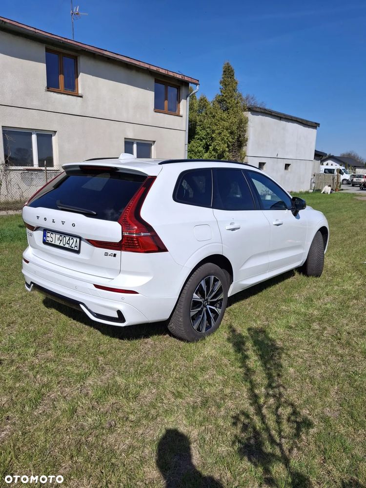 Volvo XC 60 B4 D AWD Plus Dark - 3