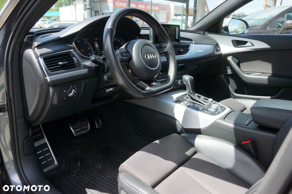 Audi A6 Avant 2.0 TDI quattro S tronic - 24