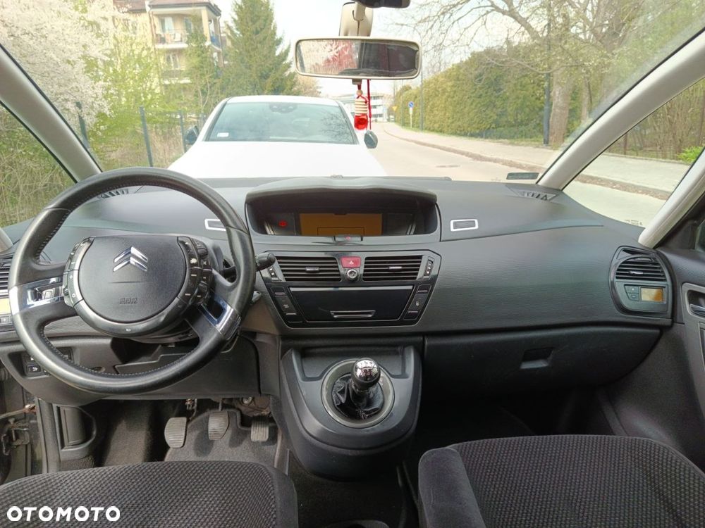 Citroën C4 Picasso 1.8 16V Advance - 10