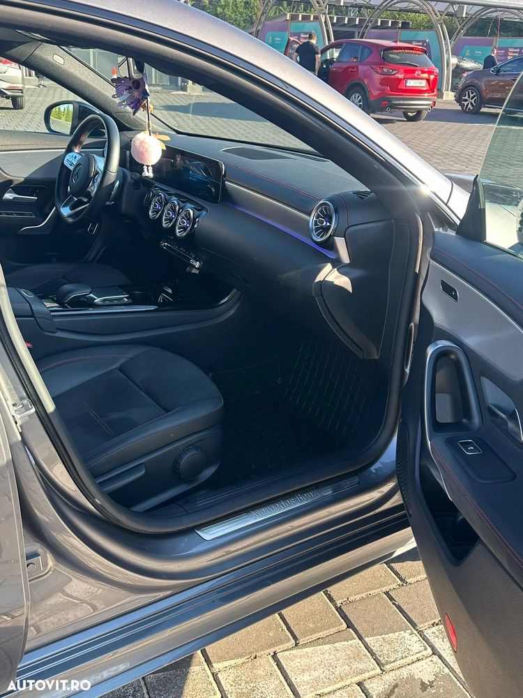 Mercedes-Benz CLA 200 7G-DCT AMG Line - 20