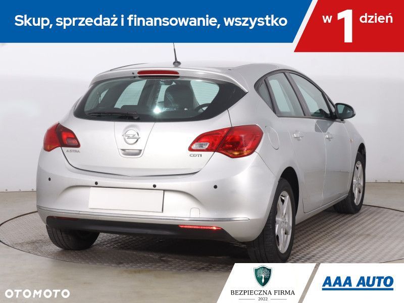 Opel Astra - 7