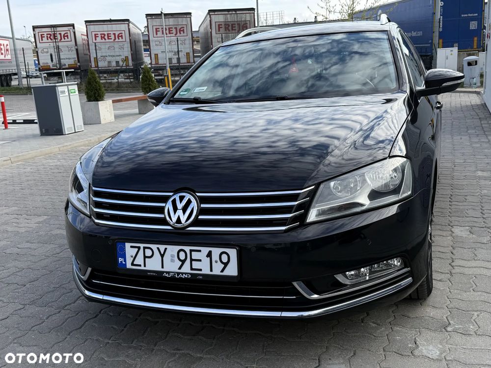 Volkswagen Passat - 14