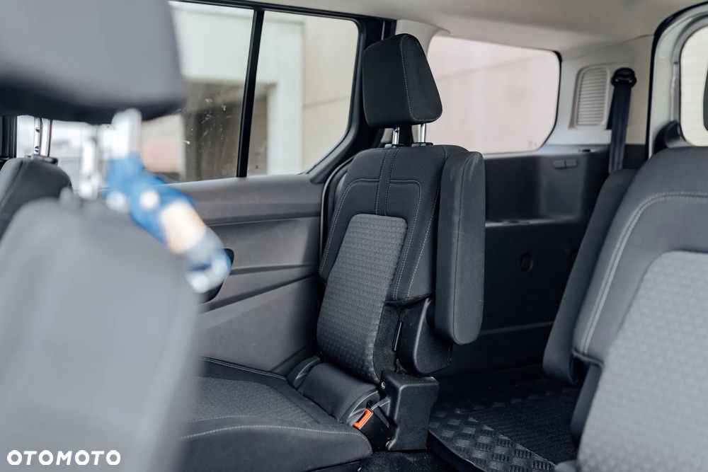 Ford Transit Connect - 24