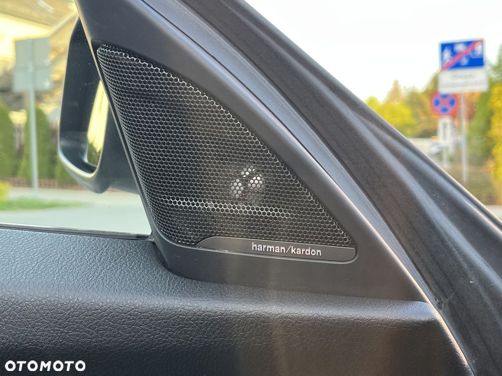 BMW 3GT 318d Sport Line - 4