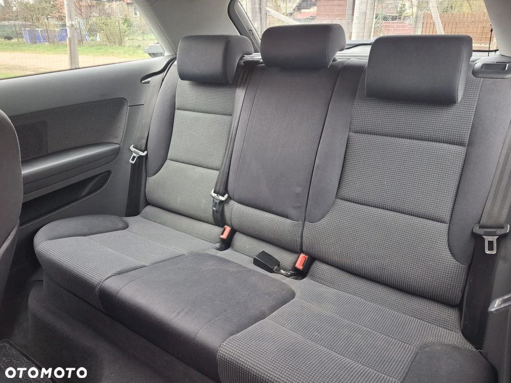 Audi A2 - 8