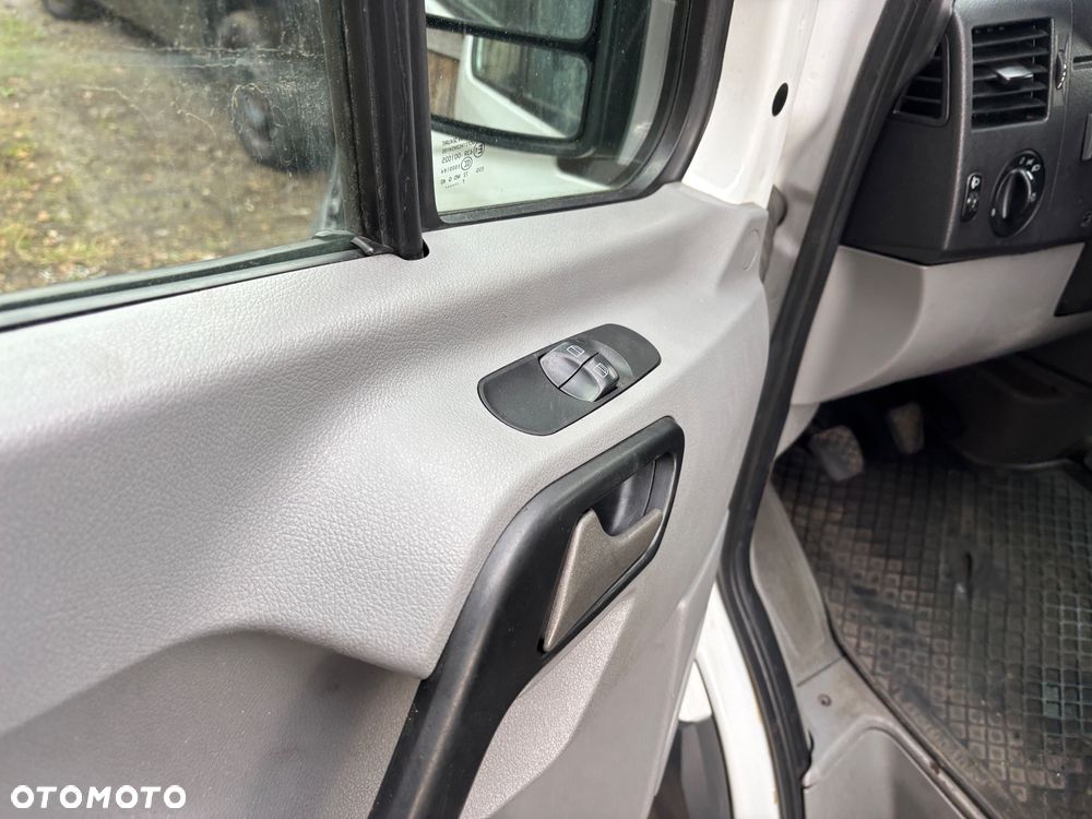 Mercedes-Benz sprinter - 9