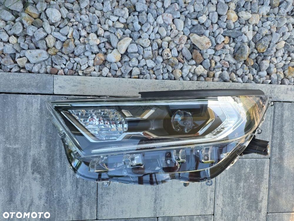 TOYOTA RAV4 V 5 Lampa lewa przód Full Led Dynamic 42-105 2018-2021 - 6