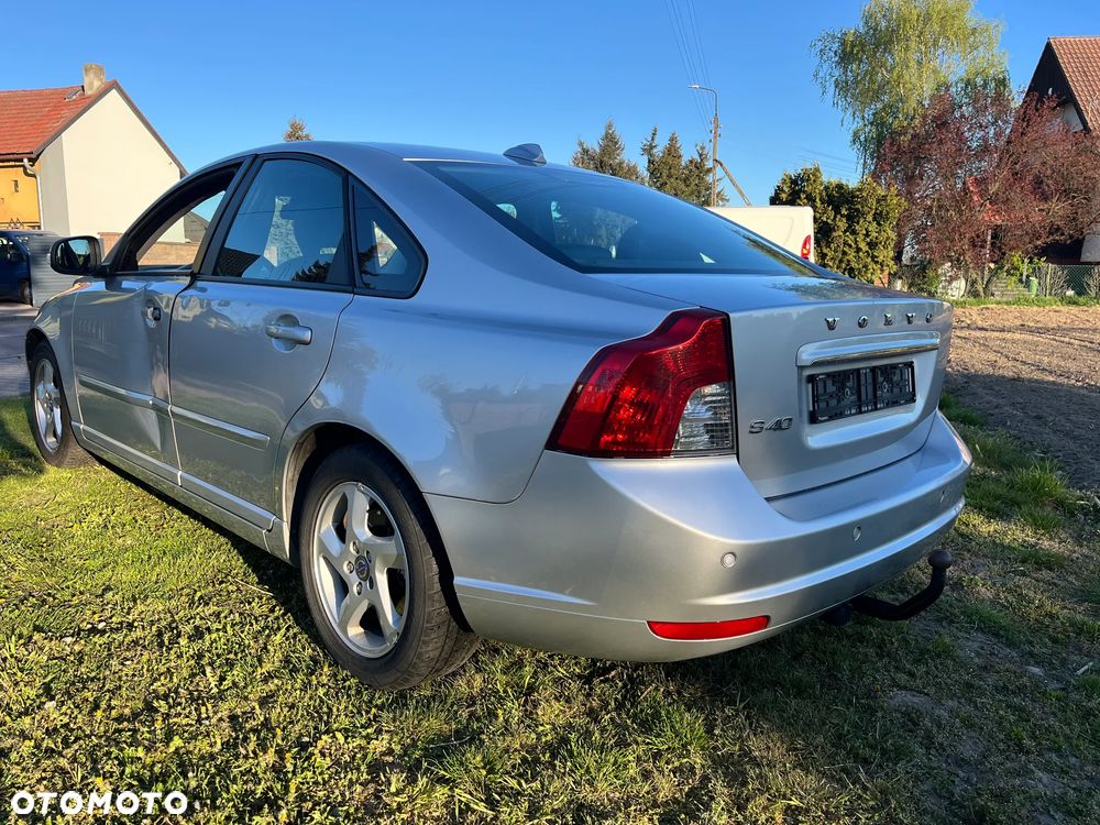Volvo S40 DPF DRIVe Summum - 3
