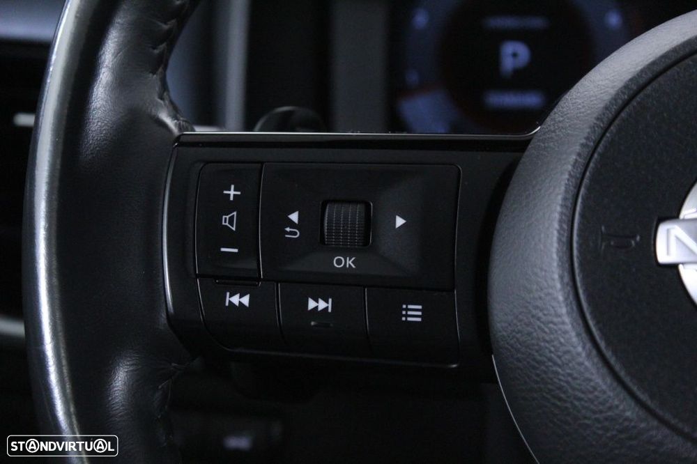 Nissan Qashqai 1.3 DIG-T Tekna Xtronic - 28