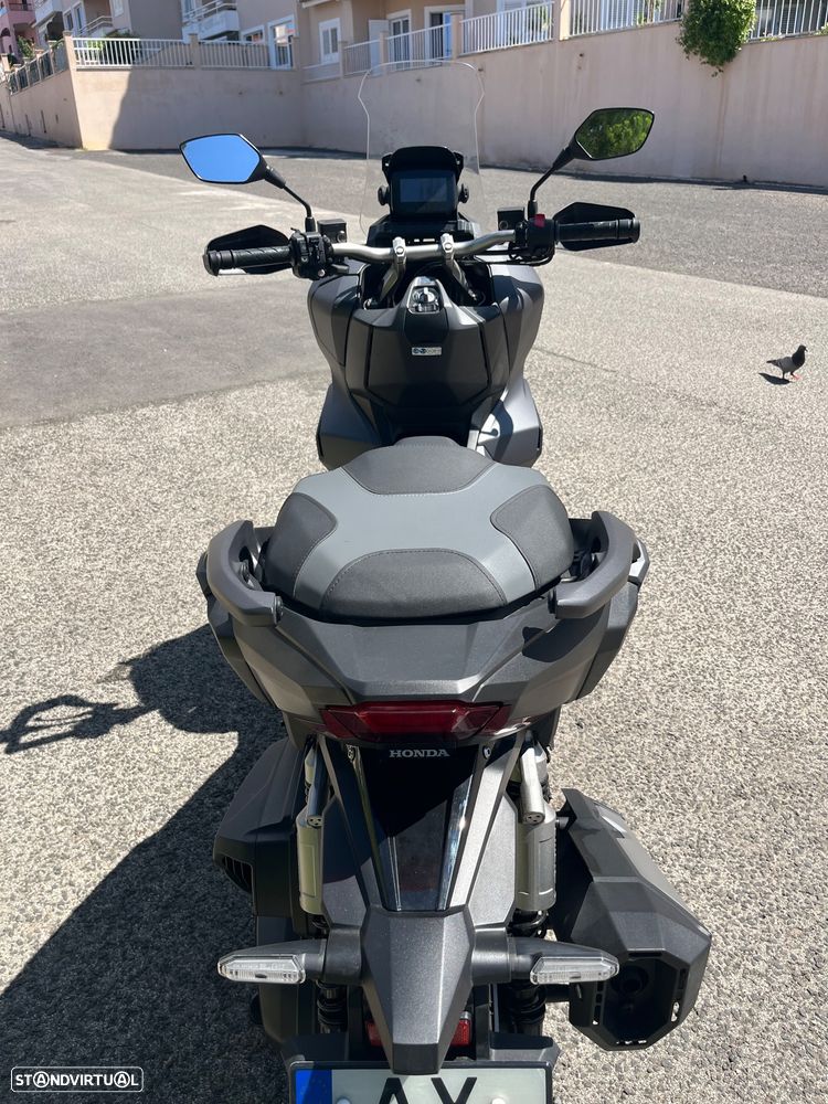 Honda ADV 350 - 4