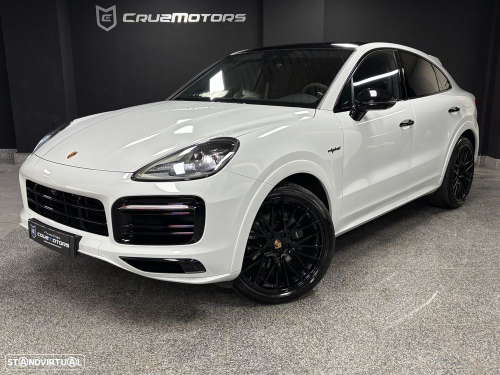 Porsche Cayenne E-Hybrid Tiptronic S Black Edition - 2