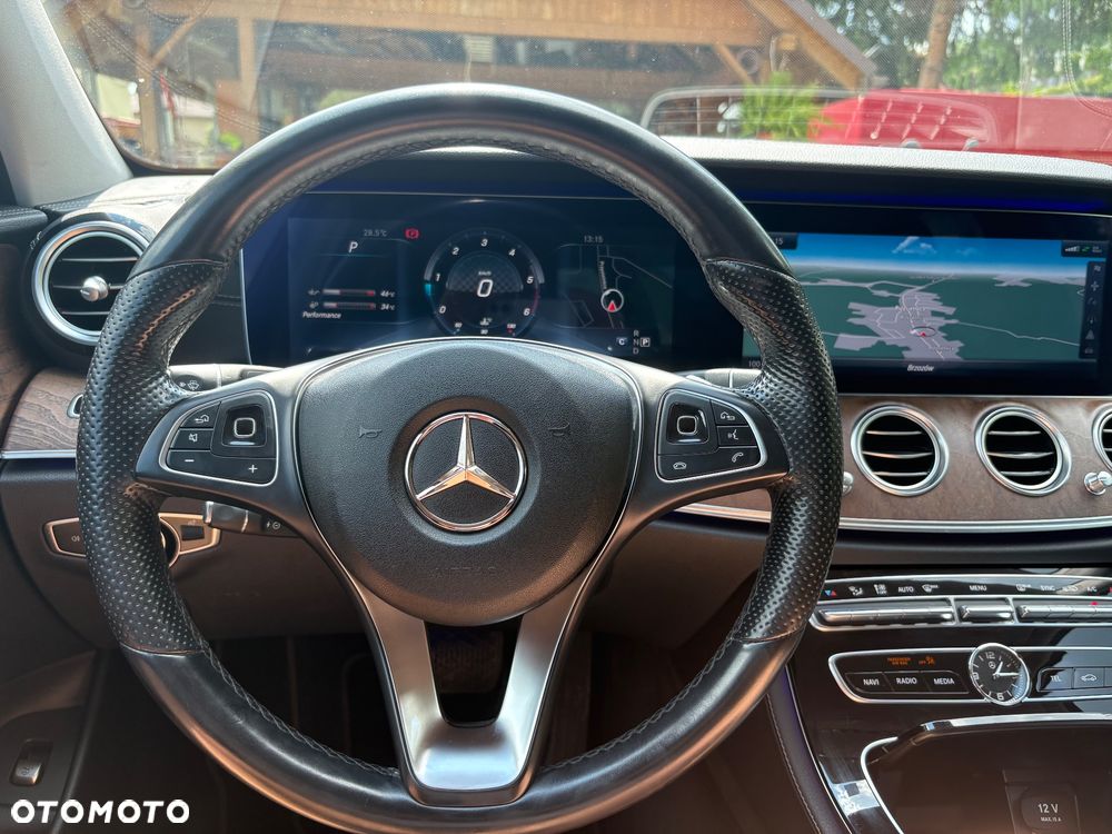 Mercedes-Benz Klasa E 220 d 9G-TRONIC AMG Line - 38